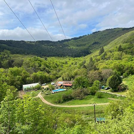 Ferme Les Therondels Saint-Pons-de-Thomieres ภายนอก รูปภาพ