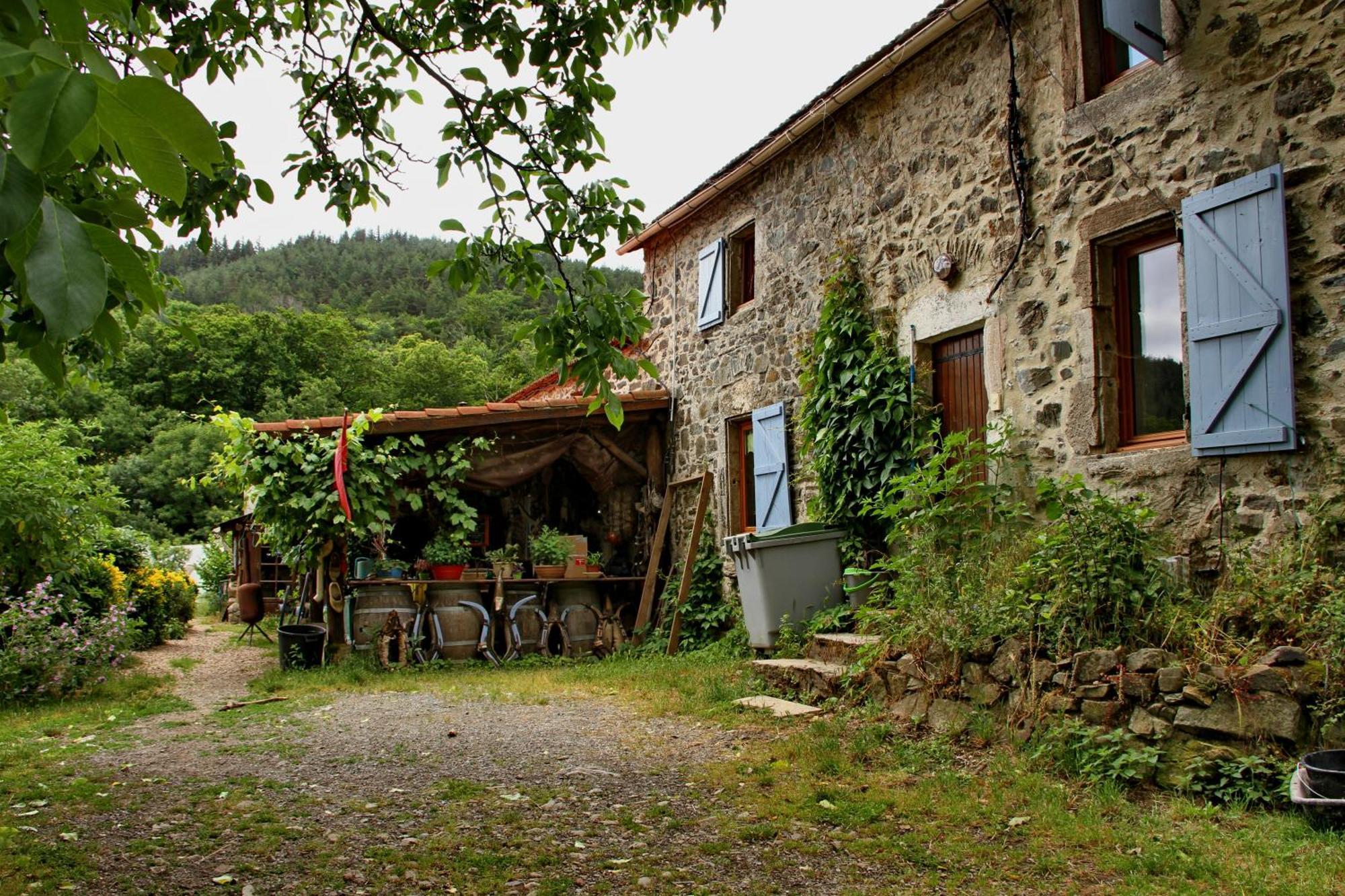 Ferme Les Therondels Saint-Pons-de-Thomieres ภายนอก รูปภาพ